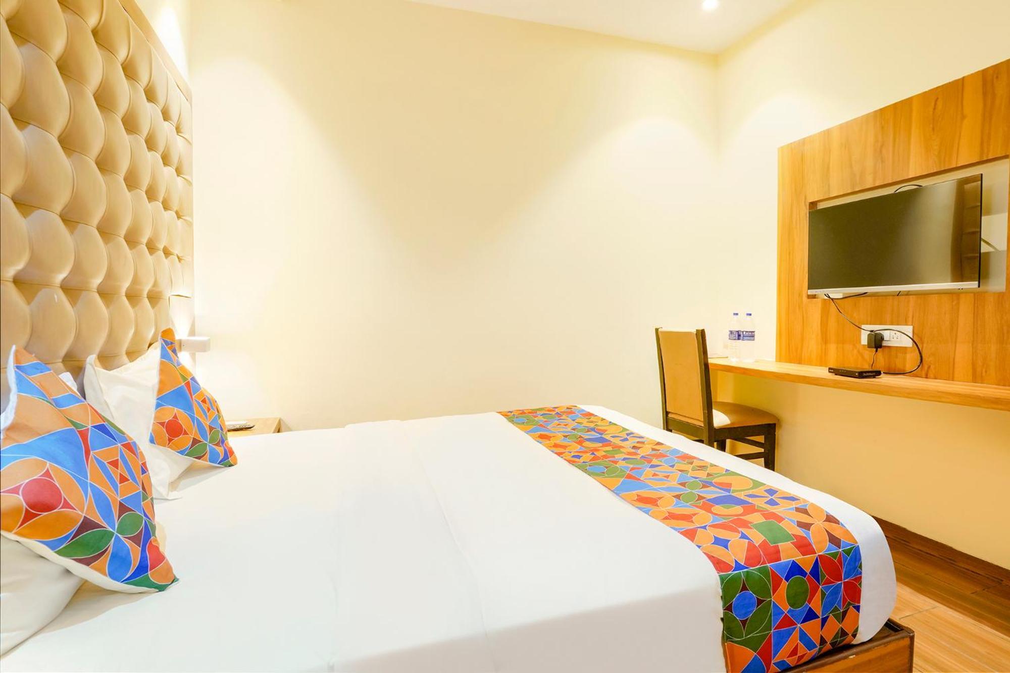 Fabhotel Cozy Inn - Nr Mumbai International Airport — Photos 2